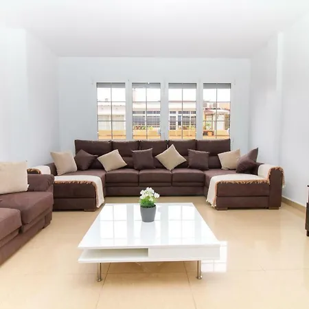 Flatguest Live - 3bdr + 2wc + Wifi * Las Palmas
